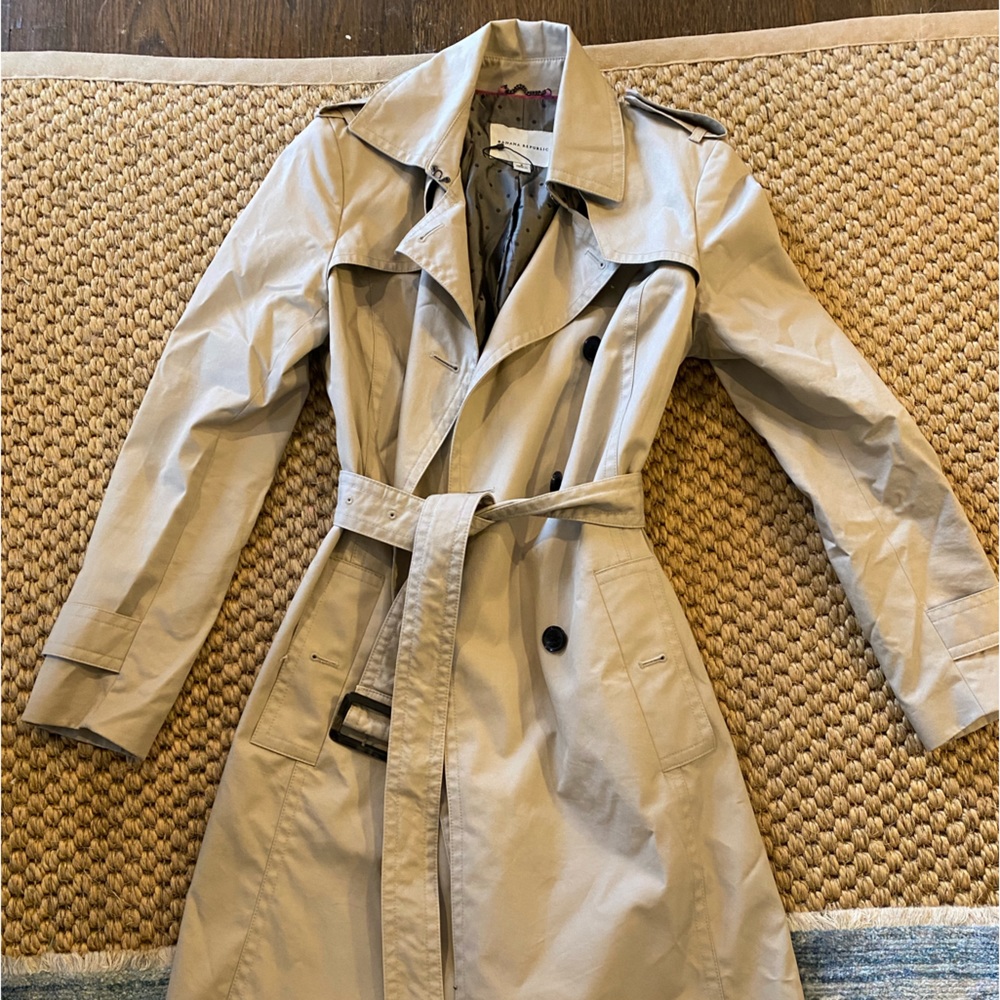 Banana Republic Beige Trench Coat
